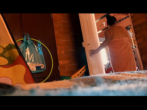 ❤️ Dayım mənim arxamca duşa girir, mən duş qəbul edərkən məni sikir. ❤️❌ Sikiş videosu az.pornmega-com.ru ️❤